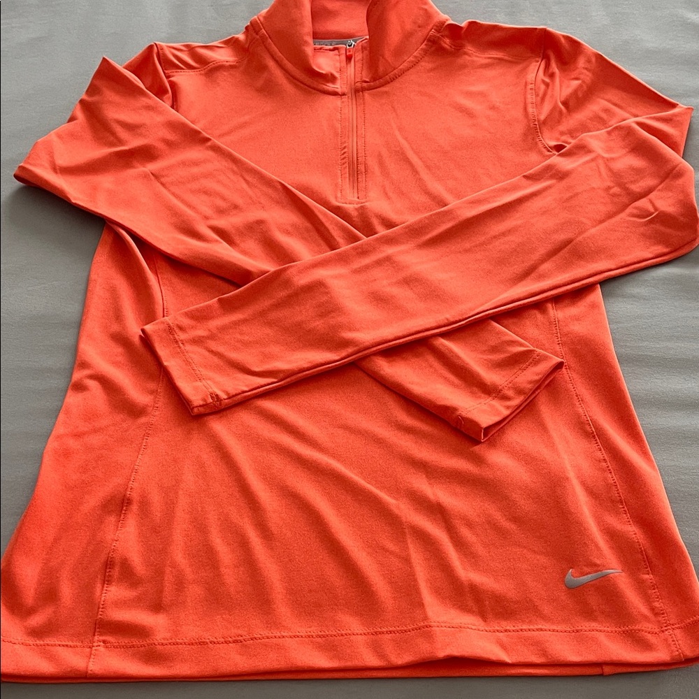 Nike Dri-Fit top - Picture 4 of 7